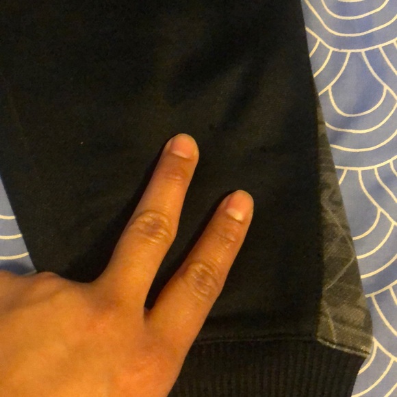 Jogger Set - Picture 4 of 5